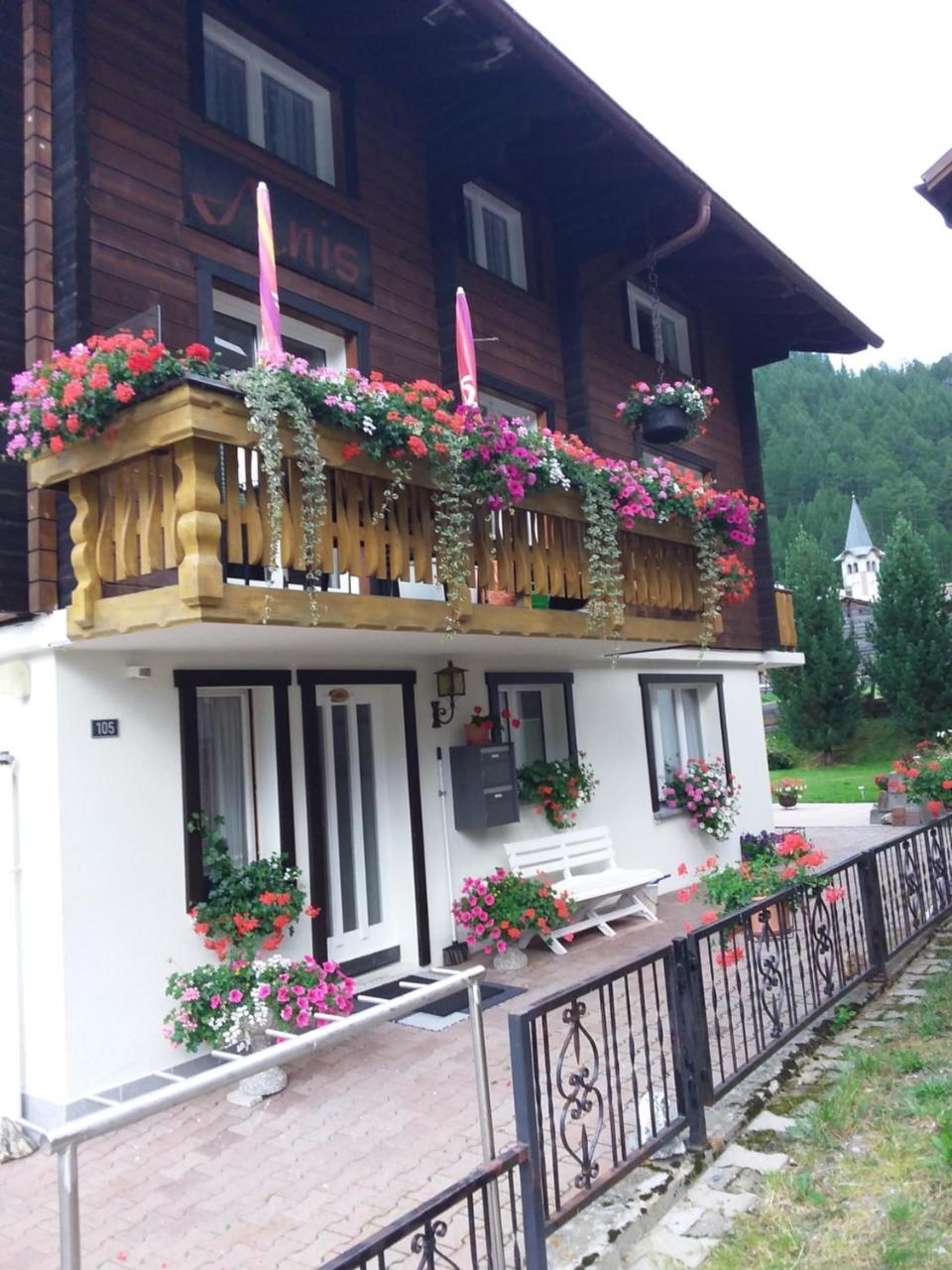 Anis Apartment Saas-Almagell Bagian luar foto